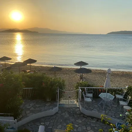 Achladies Beach Apartment דירה אכלדיאס