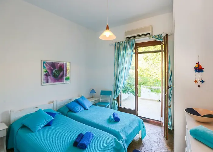 Achladies Beach Apartment Apartamento *